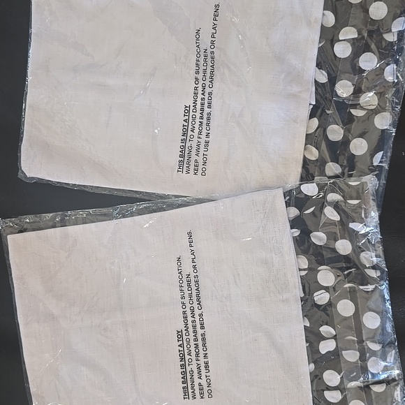 Mud Pie Black Cat Kitchen Towels with Green Bow - Picture 2 of 3